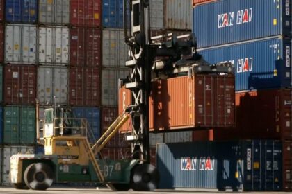 U.S. Ports and Retailers Prepare for Shortages Amid Tariffs