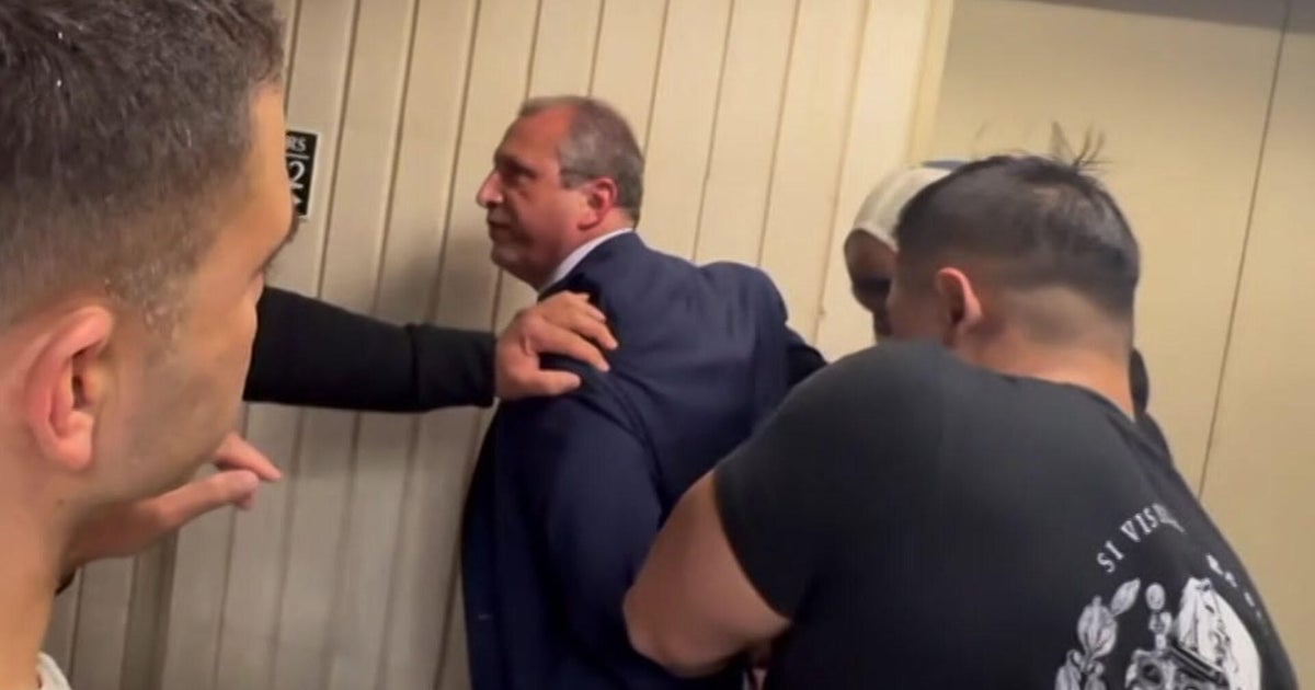 ICE Agents Arrest NYC Comptroller Brad Lander