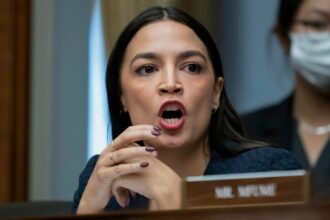 Alexandria Ocasio-Cortez Slams Tennessee GOP for 'Naked Abuse of Power'