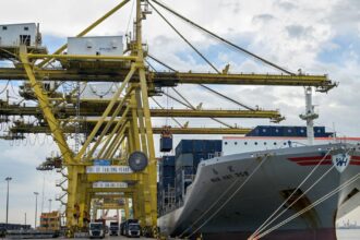Trump threatens 20 countries with new tariffs by Aug. 1