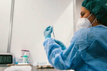 mRNA Technology's Future in Cancer Fight Uncertain Under RFK Jr.