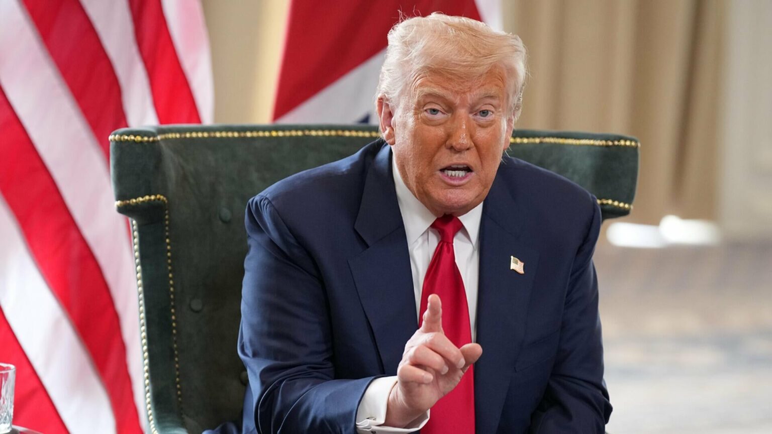 Trump Imposes Additional 25% Tariff on India for Russian Oil Imports