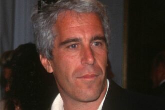 House Panel Subpoenas Clintons, Ex-Officials in Epstein Probe; Requests DOJ Files