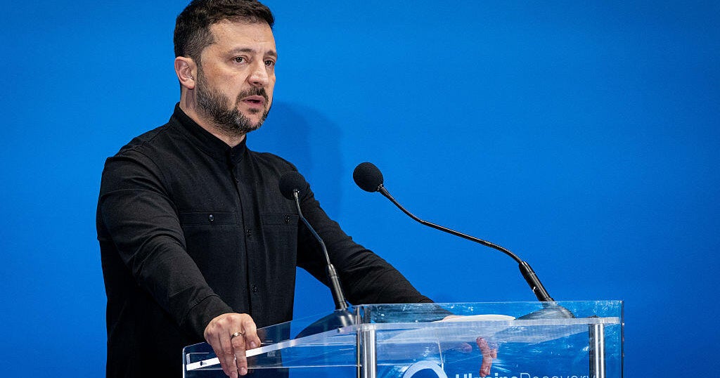 Zelenskyy: Ukraine Won't Benefit from Trump-Putin Talks Without Us