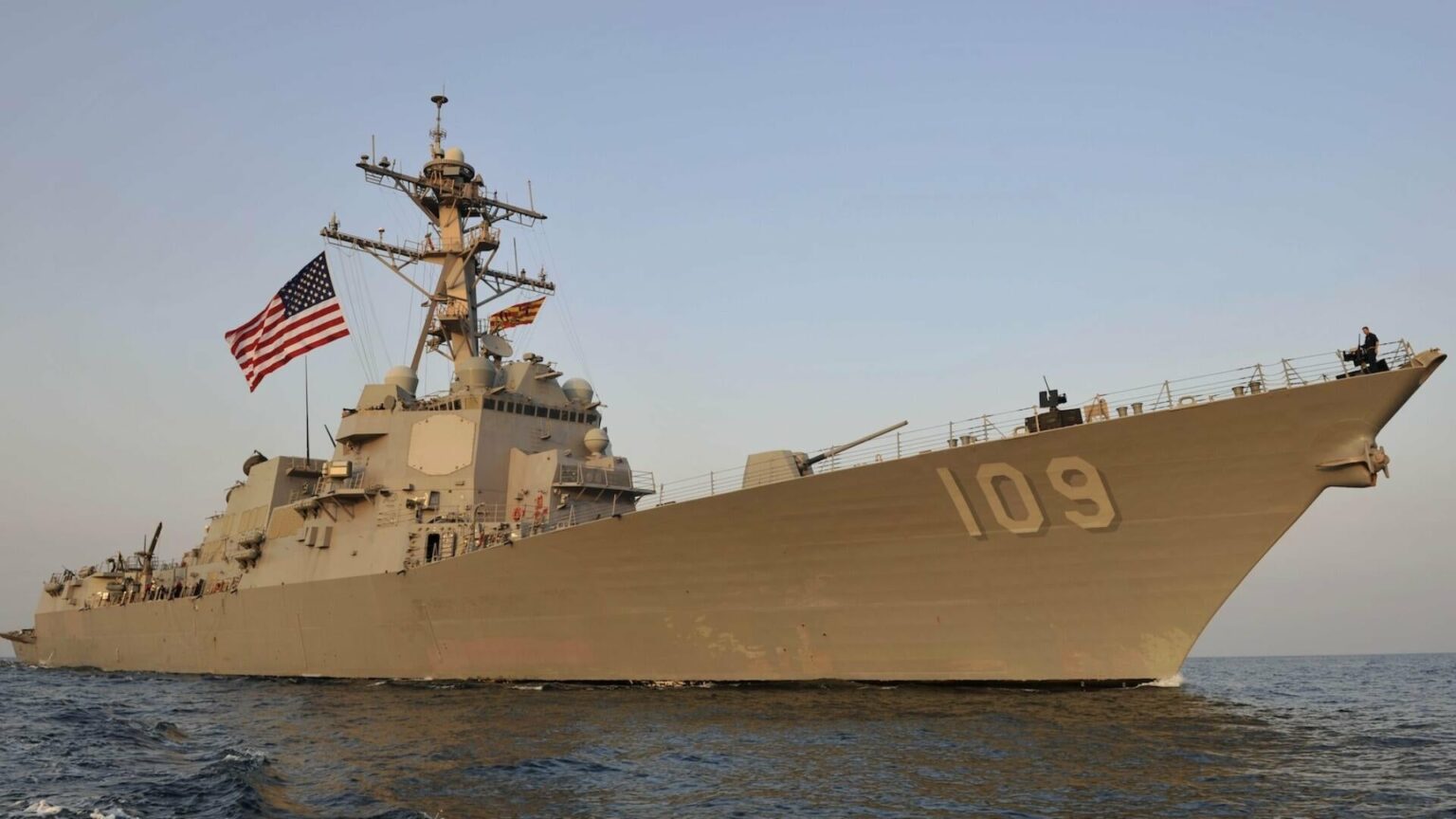 Venezuelan Jets Fly Over U.S. Navy Ship in Display of Force
