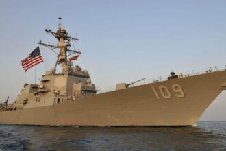Venezuelan Jets Fly Over U.S. Navy Ship in Display of Force