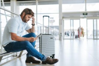 Government Abandons Cash Compensation Plan for Flight Disruptions
