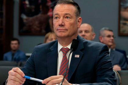 Trump Administration Warns of Lawsuits, Funding Cuts to States Not Detaining Migrants for ICE