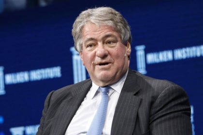 File: Apollo CEO Leon Black