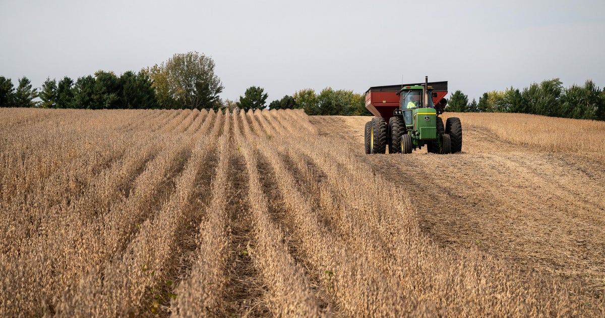 Trump Unveils $12 Billion Aid for U.S. Farmers