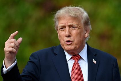 Ex-prosecutors: Trump company selling Truth Social posts likely illegal.
