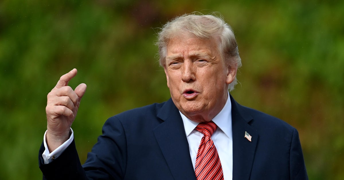 Ex-prosecutors: Trump company selling Truth Social posts likely illegal.