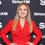 GettyImages-1782248868-Kelly-Clarkson-Fires-Back-at-Brooklyn-Store.jpg